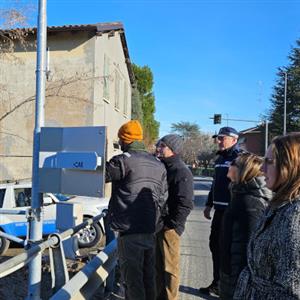 Al Farneto installato un idrometro sullo Zena. La sindaca Pillati: "Così potremo monitorare il livello del torrente"